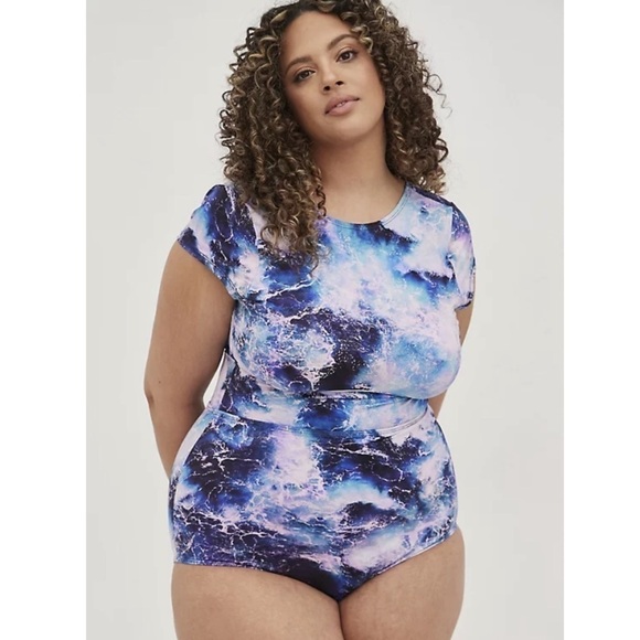 Torrid ACTIVE SWIM SCOOP BACK ONE-PIECE - OCEAN PRINT BLUE - Picture 2 of 11